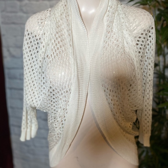 Kerisma Women’s White Hole Patterned Shawl - Picture 2 of 4
